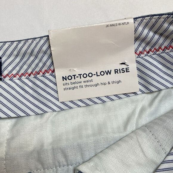 Lands' End Not-Too-Low Rise Shorts New - Picture 5 of 11